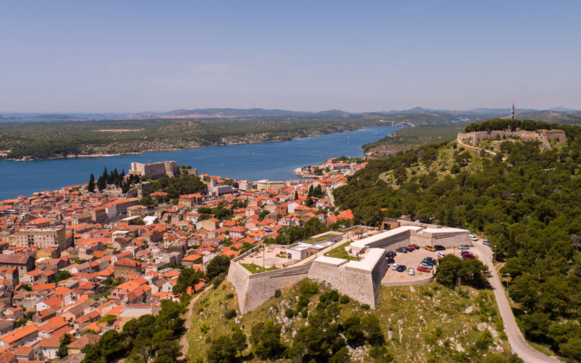 Tvrđave Barone, sv. Ivan i sv. Mihovil