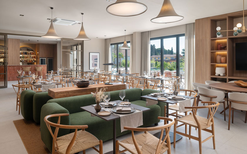 Molum Hotel and Residences