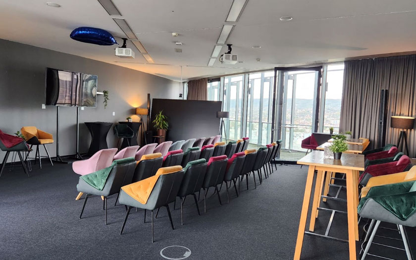 Business Club 5