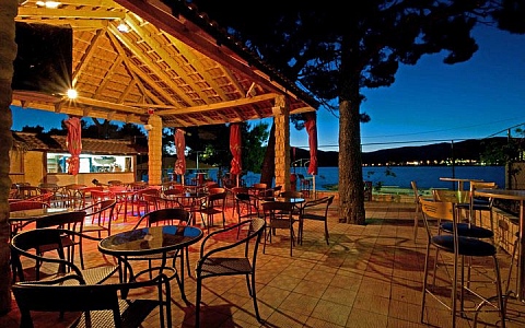 Hotel Sveti Križ - Trogir