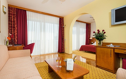 Hotel Zora - Primošten - Sobe-Apartmani