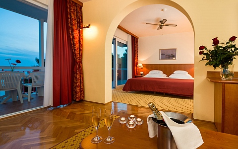Hotel Zora - Primošten - Sobe-Apartmani