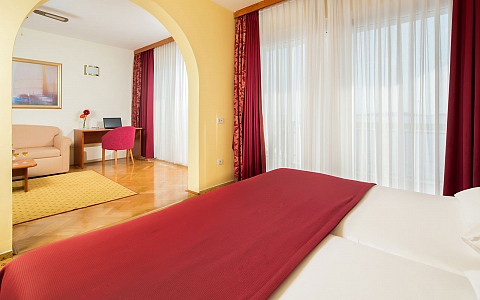 Hotel Zora - Primošten - Sobe-Apartmani