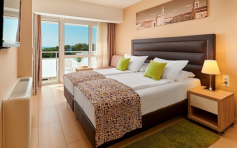 Hotel Pinija - Petrčane - Sobe-Apartmani