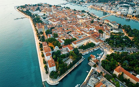Hotel Pinija - Petrčane - Destinacija