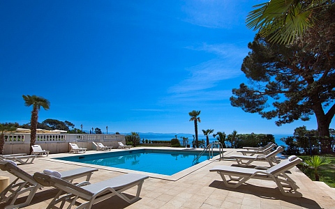 Hotel Kvarner  - Opatija - Bazen
