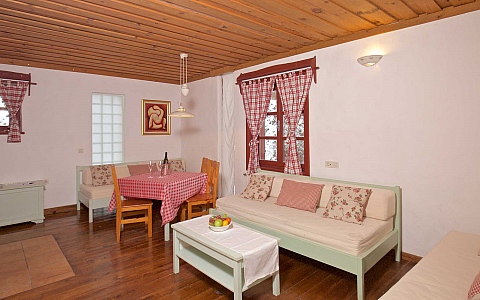 Vinarija, restoran i pansion Vuglec Breg - Krapina - Sobe-Apartmani