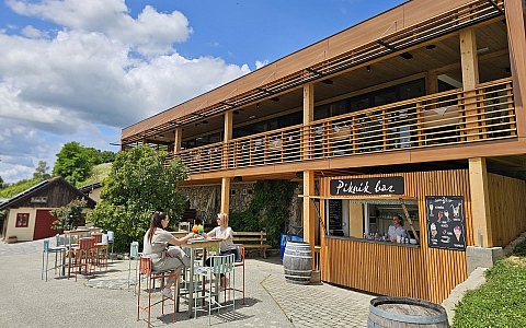 Vinarija, restoran i pansion Vuglec Breg - Krapina - Restoran-Bar