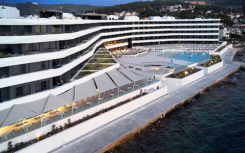 Grand hotel View - Postira, Brač - Eksterijer