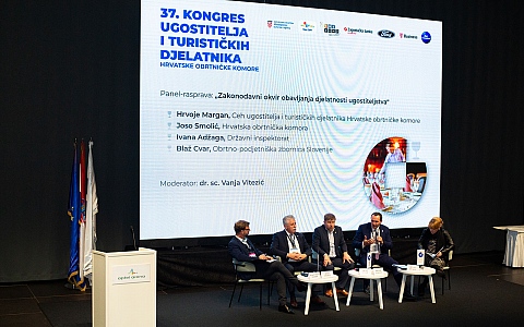 Apfel Arena - Makarska