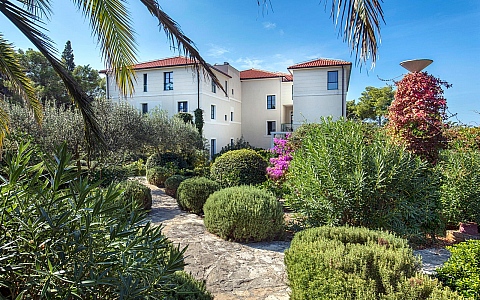 Aminess Velaris Resort - Supetar - Eksterijer
