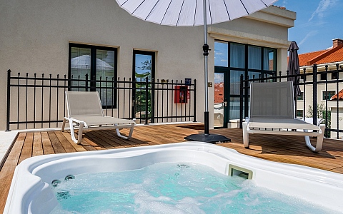 Brown Beach House Croatia - Trogir - Sobe-Apartmani