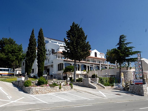 Hotel & Villa Vicko